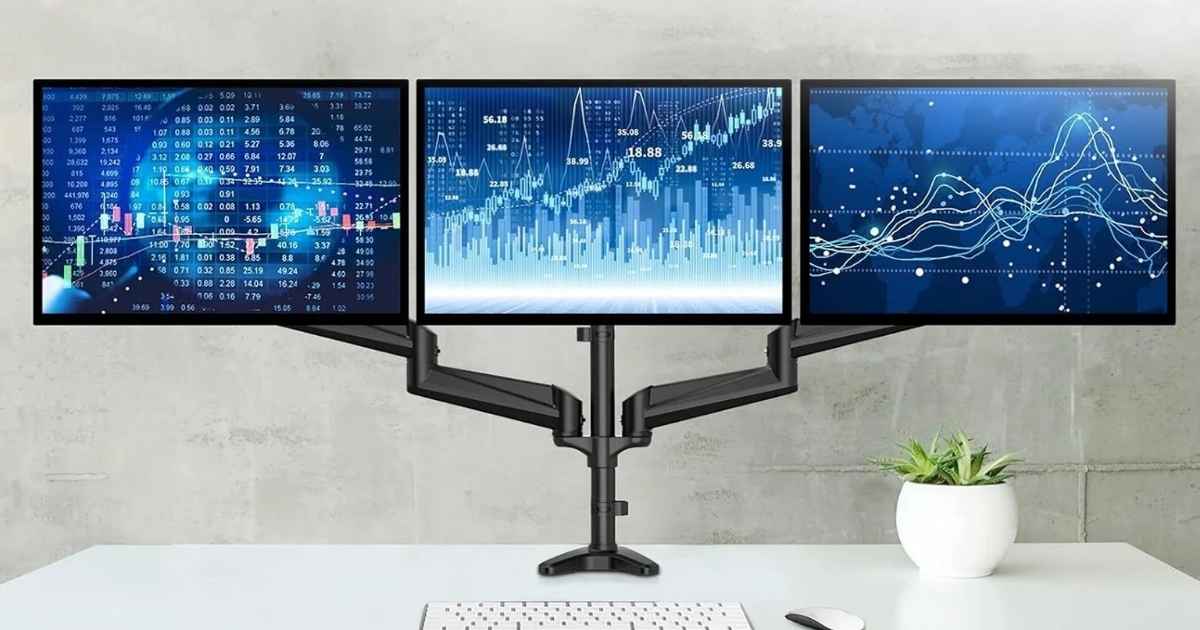 Triple Monitor Setup